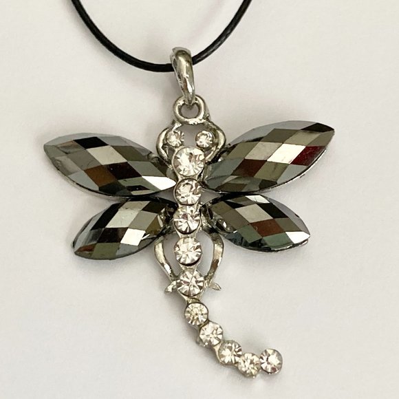 Vtg Dragonfly Necklace Pendant Insect Gray Crystal Silver Plated Black Cord 18" - Picture 5 of 10